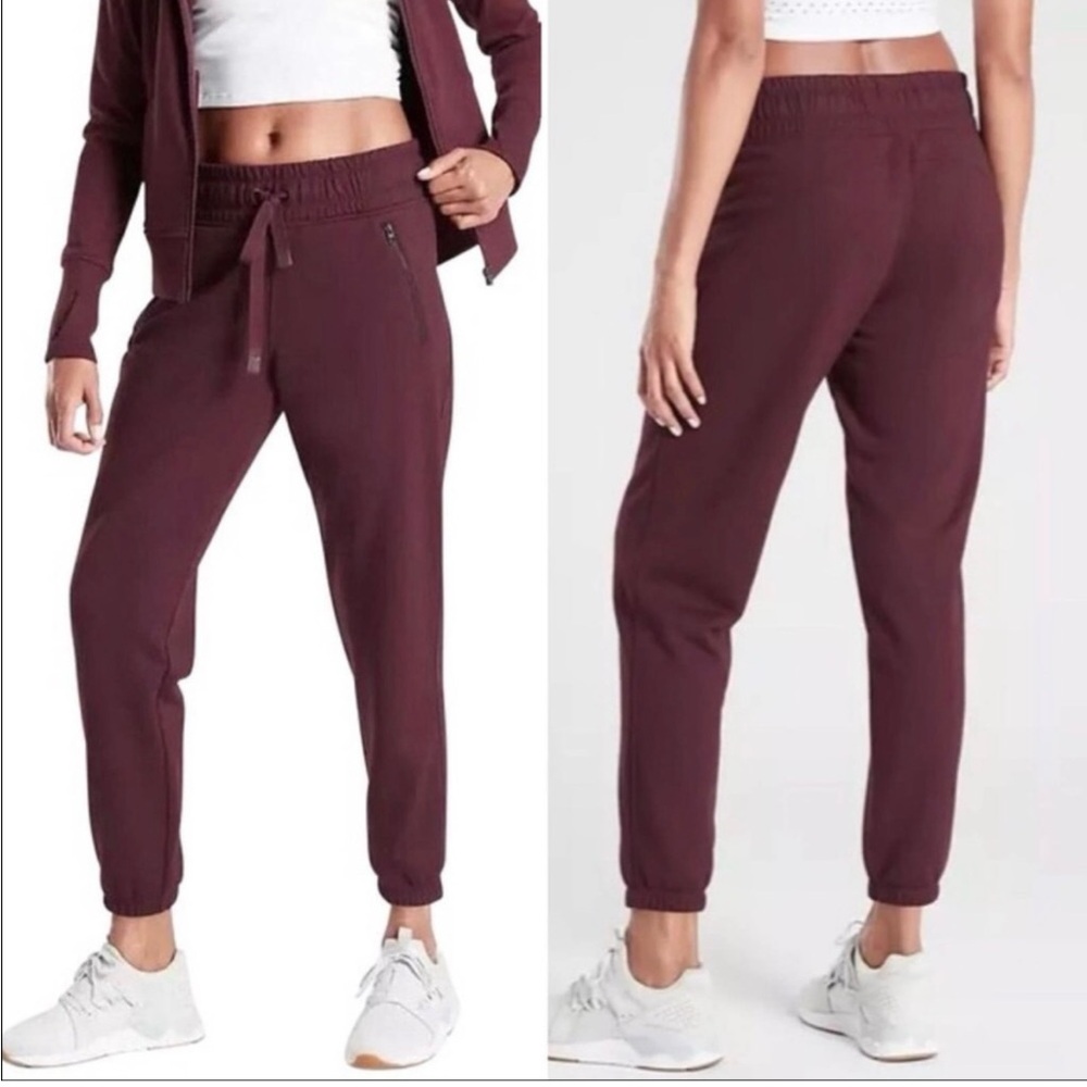 Athleta Bounce Back Jogger Antique Burgundy Pants Small